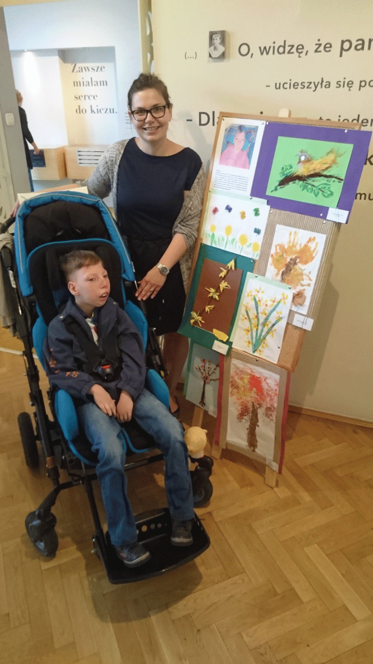 Wystawa prac plastycznych Dominika.